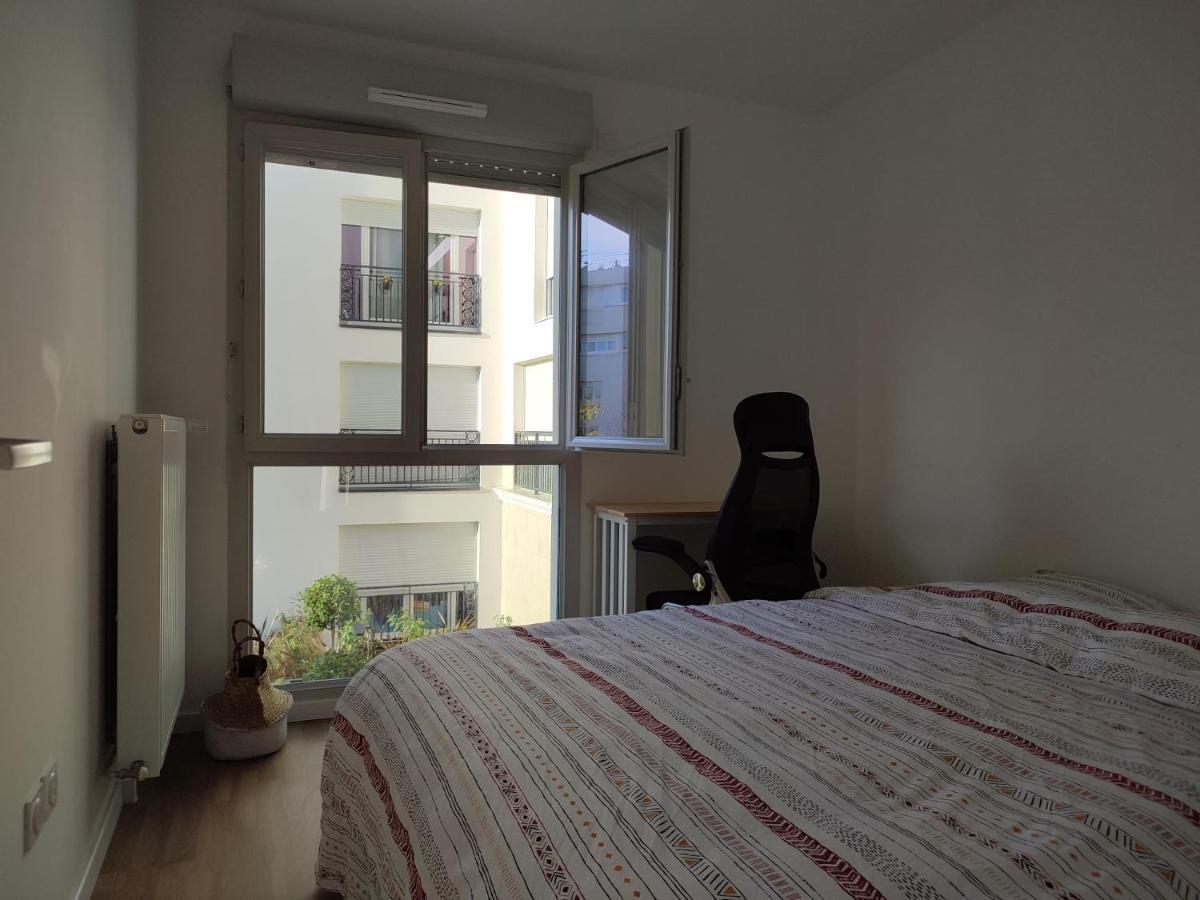 Chambre Privee Dans Un Nouvel Appartement Partage Pres De Paris Avec Parking Gratuit シュビイ・ラリュ エクステリア 写真